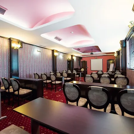 Grand Hebar فندق