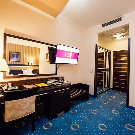 Grand Hebar Hotel 4*