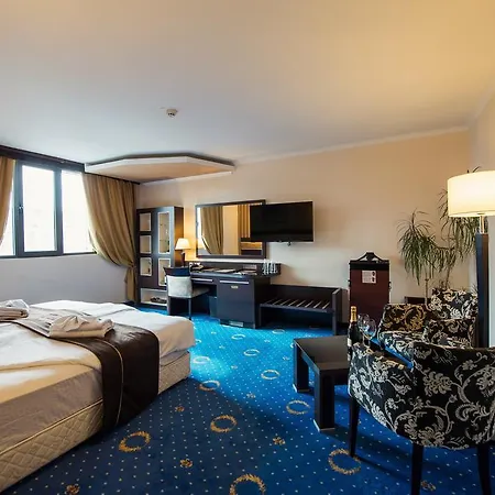 Grand Hebar Hotel 4*